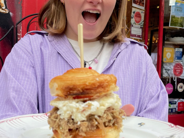 Aupa Caminito - Croissant Burger 